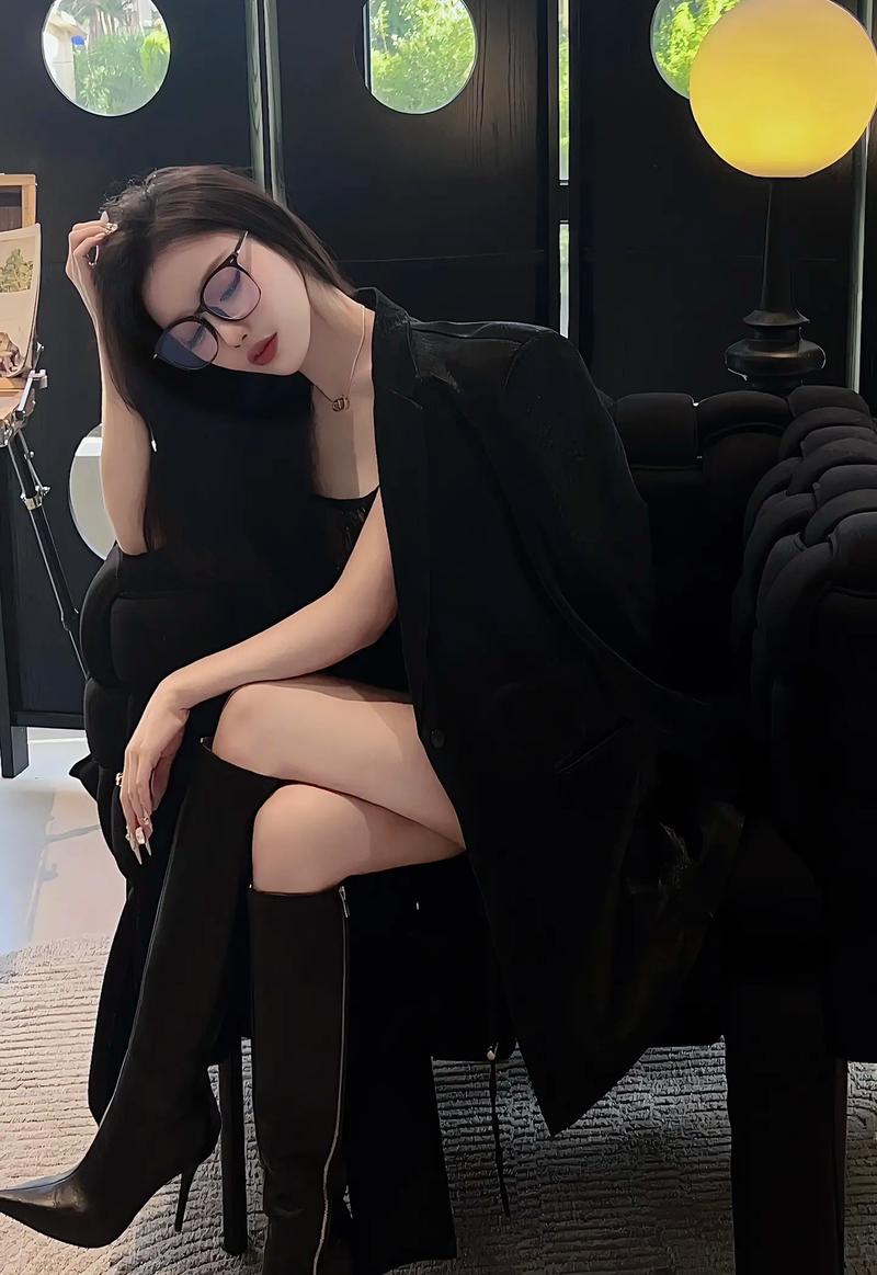 黑色pear官网版app下载