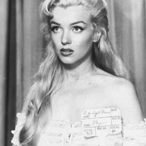 梦露聊天室下载