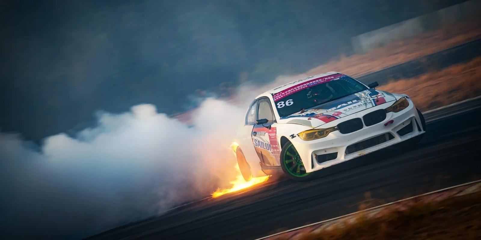 疯狂漂移赛车2026最新
