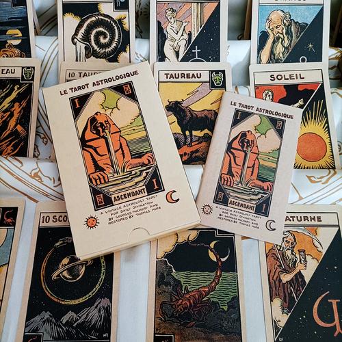 神奇塔罗牌下载
