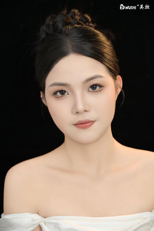 mm化妆师2026最新
