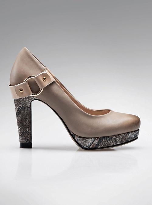 梦芭莎女鞋2026最新
