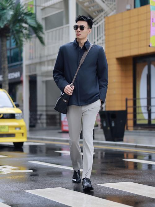 男性穿衣搭配网2026最新版
